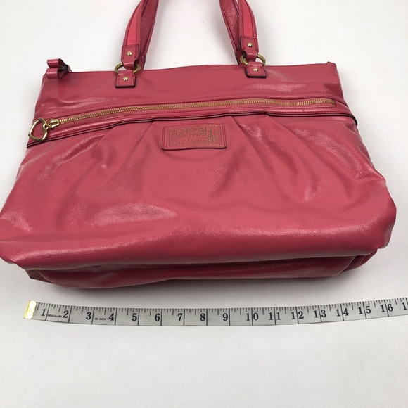 COACH Daisy Patent Leather Shoulder Bag - Picture 3 of 8